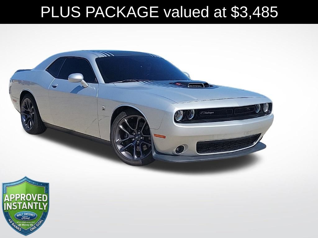 Triple Nickel Clearcoat 2023 Dodge Challenger Coupe Rear-Wheel Drive 8-Speed Automatic