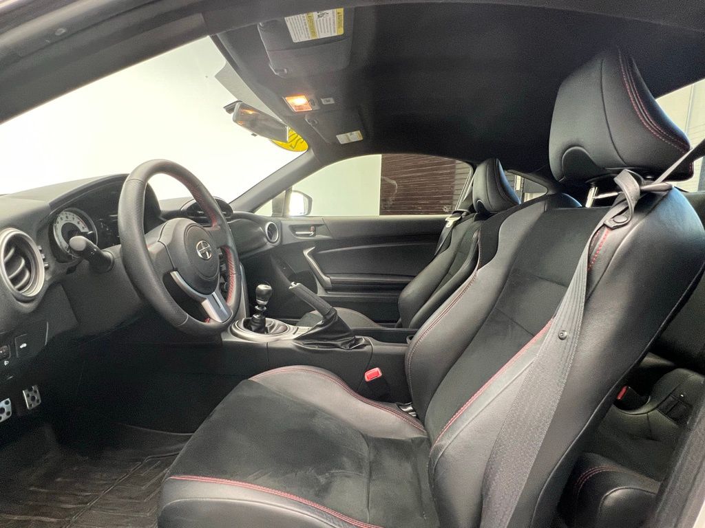 Thumbnail: 2014 Scion FR-S - 18