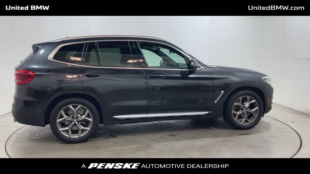 Thumbnail: 2021 BMW X3 - 9