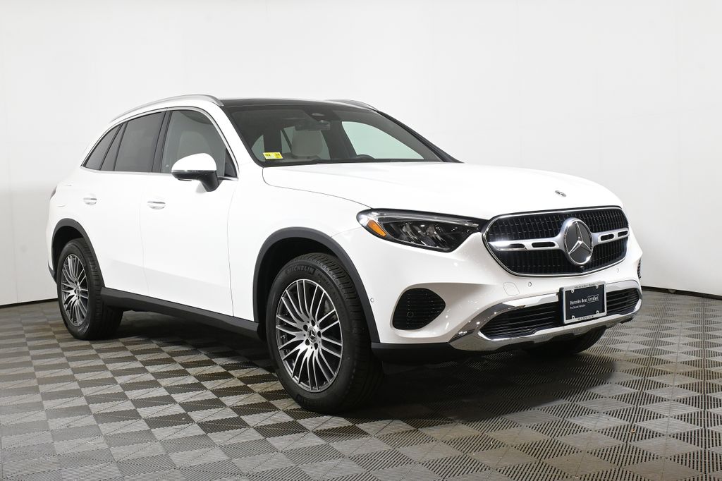 Thumbnail: 2026 Mercedes-Benz GLC - 9