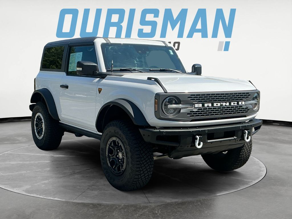 Oxford White 2023 Ford Bronco SUV / Crossover Four-Wheel Drive Automatic