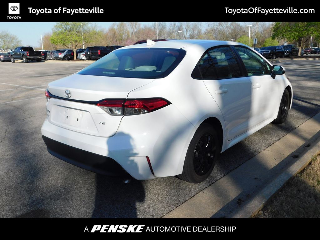 Thumbnail: 2024 Toyota Corolla - 4