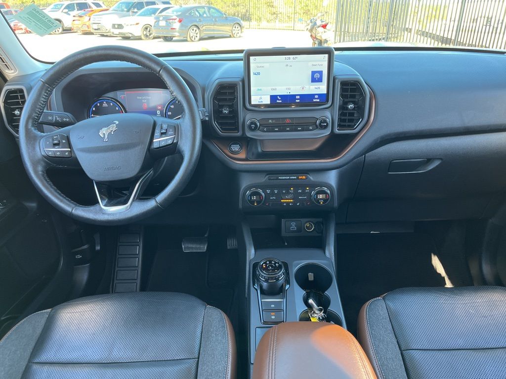 Thumbnail: 2021 Ford Bronco Sport - 17