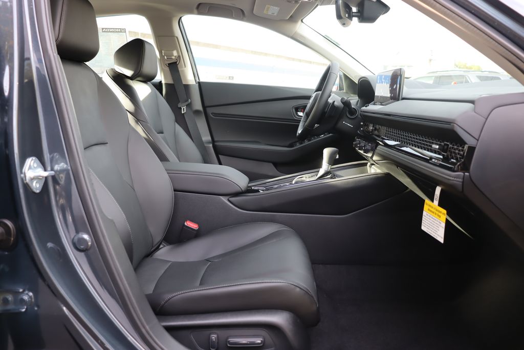2025 Honda Accord Touring 20