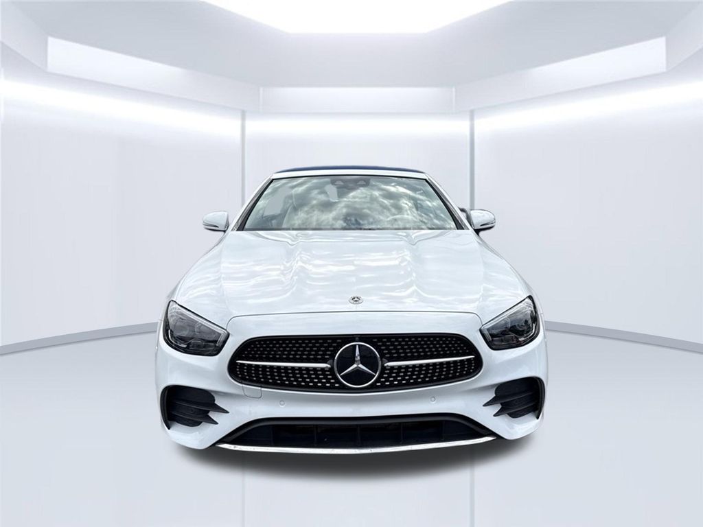 Thumbnail: 2023 Mercedes-Benz E-Class - 8