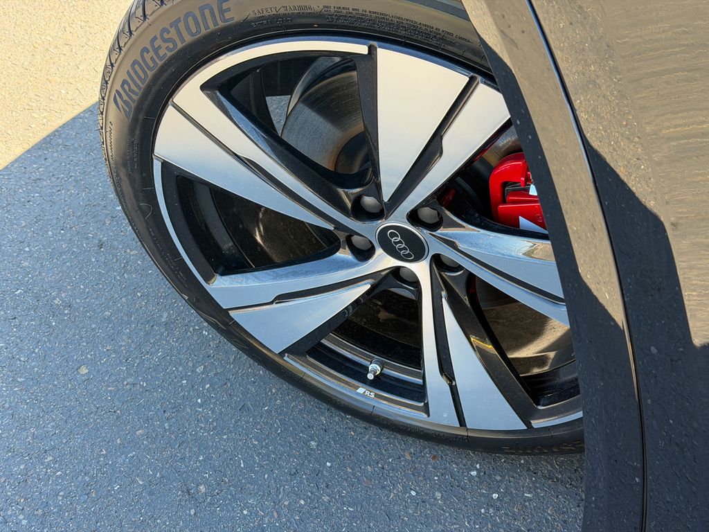 New 2025 Black Audi 3.0T Prestige image 10