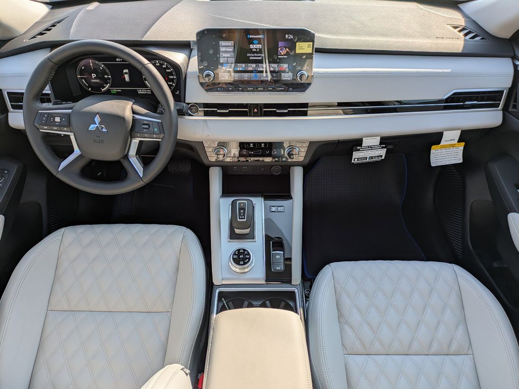 New 2025 Mitsubishi Outlander PHEV SUV