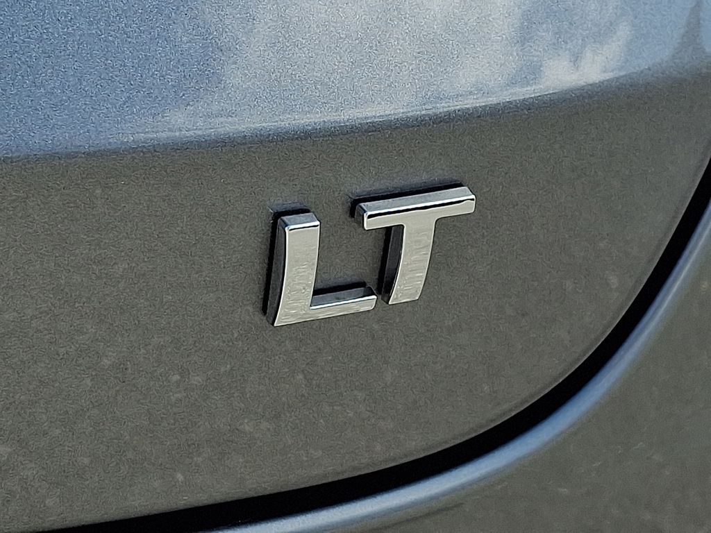 2025 Chevrolet Trax LT Gray at South Hills Kia