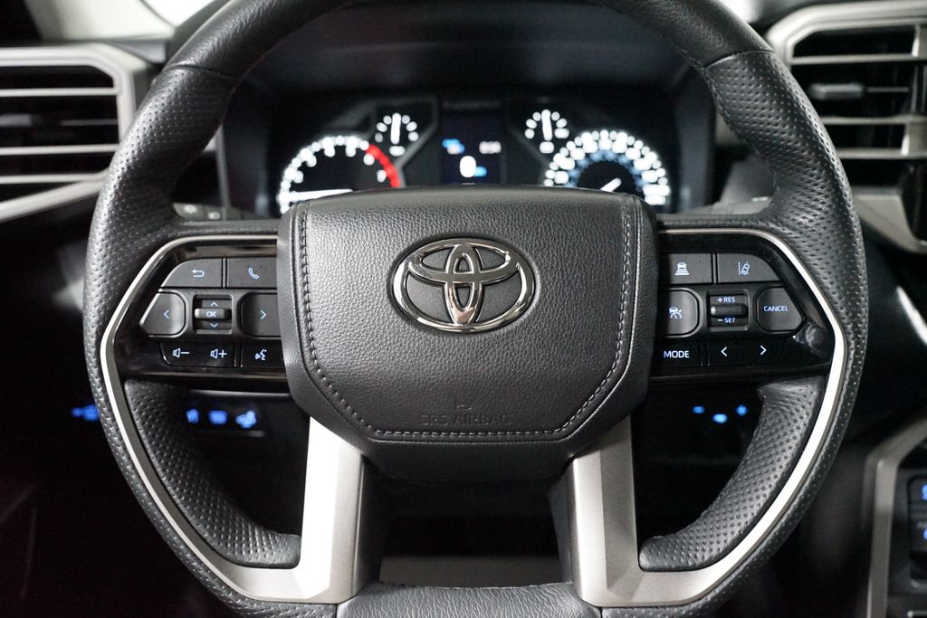 Thumbnail: 2024 Toyota Tundra - 13