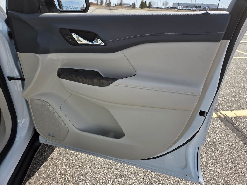 2023 GMC Acadia AWD Denali
