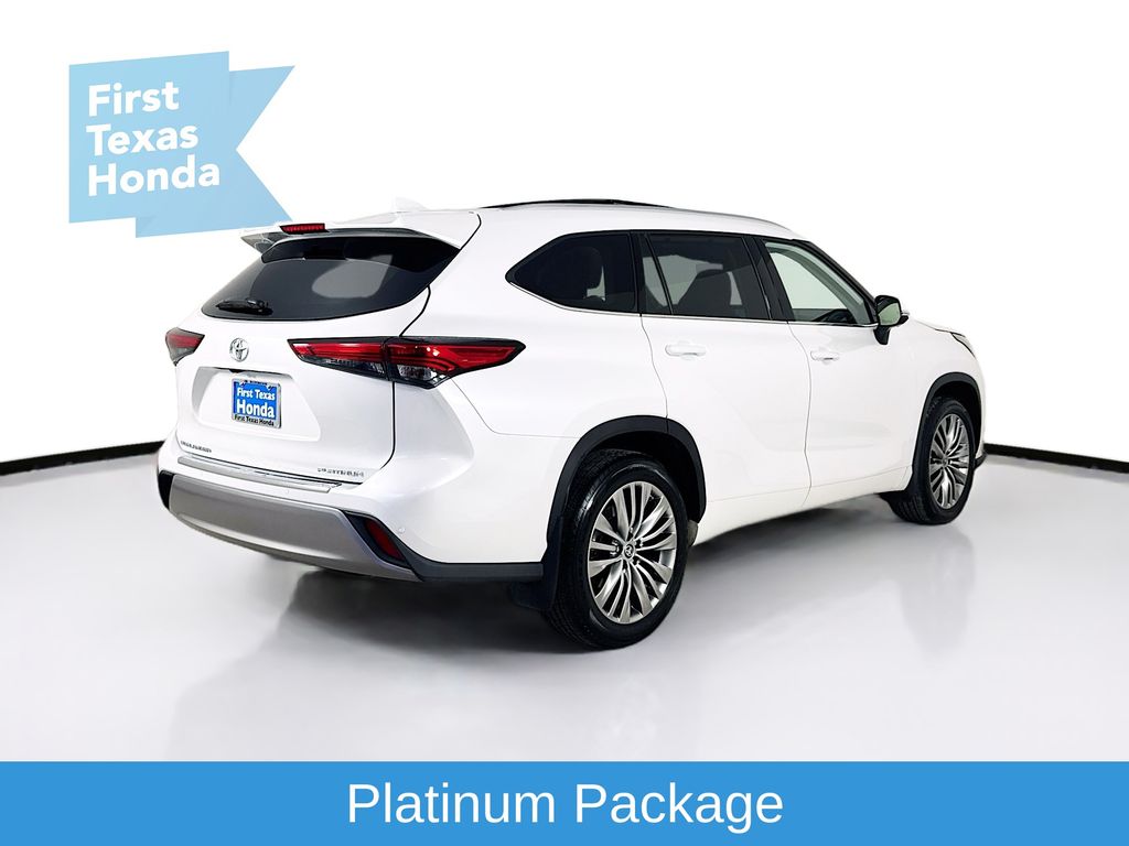 Used Car 2022 Toyota Highlander  Platinum For Sale Under $50,000 In Austin, Texas