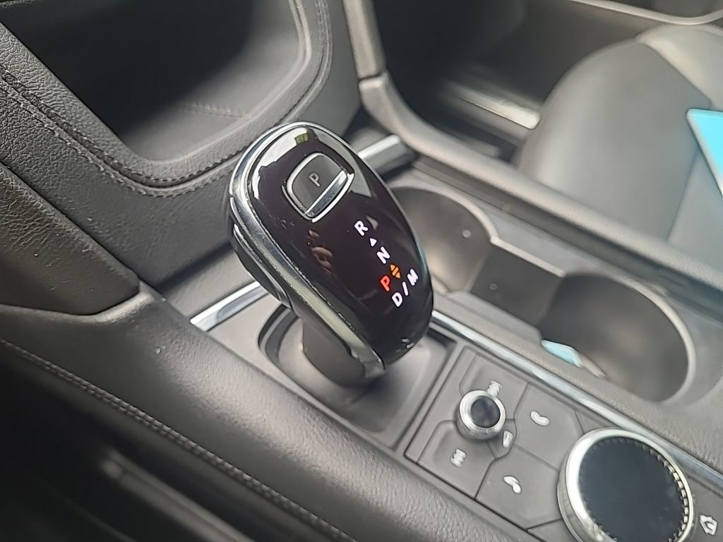 used 2021 Cadillac XT5 car, priced at $25,632