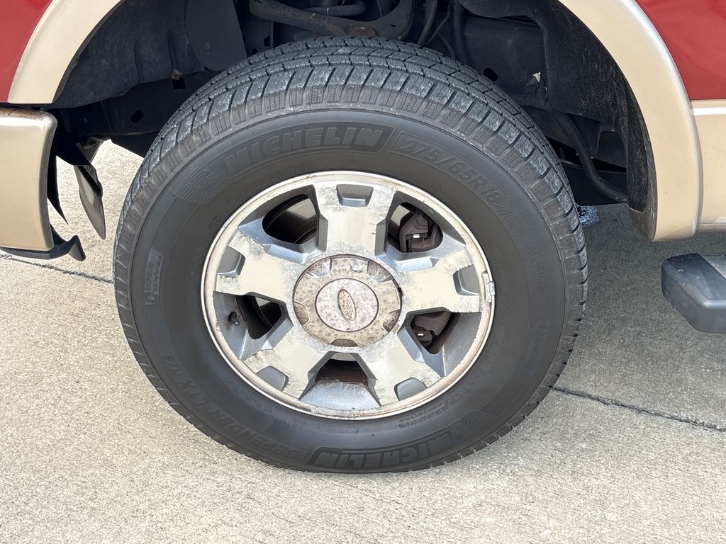 Used 2014 Beige Ford Lariat image 13