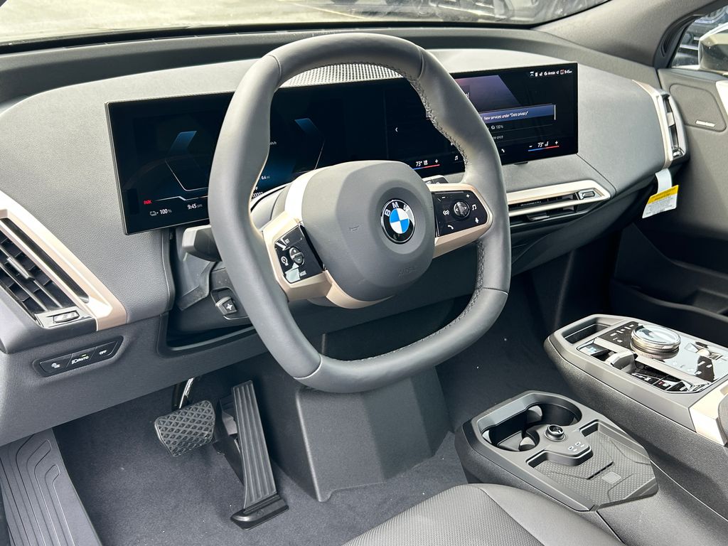 Thumbnail: 2026 BMW iX - 13