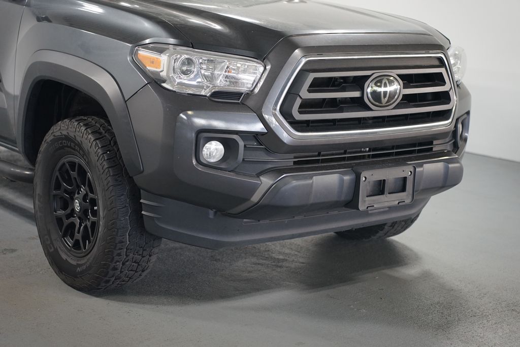 Thumbnail: 2023 Toyota Tacoma - 4