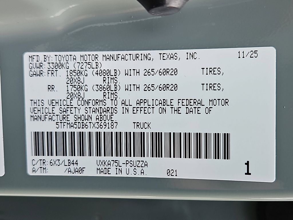 Thumbnail: 2026 Toyota Tundra - 18