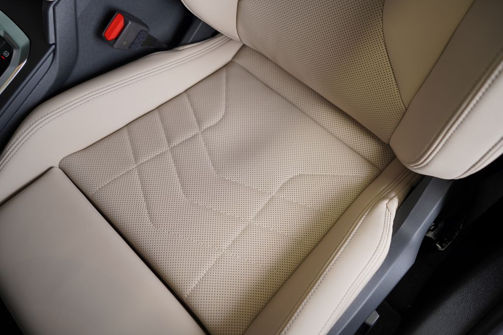 Thumbnail: 2026 BMW 2 Series - 12