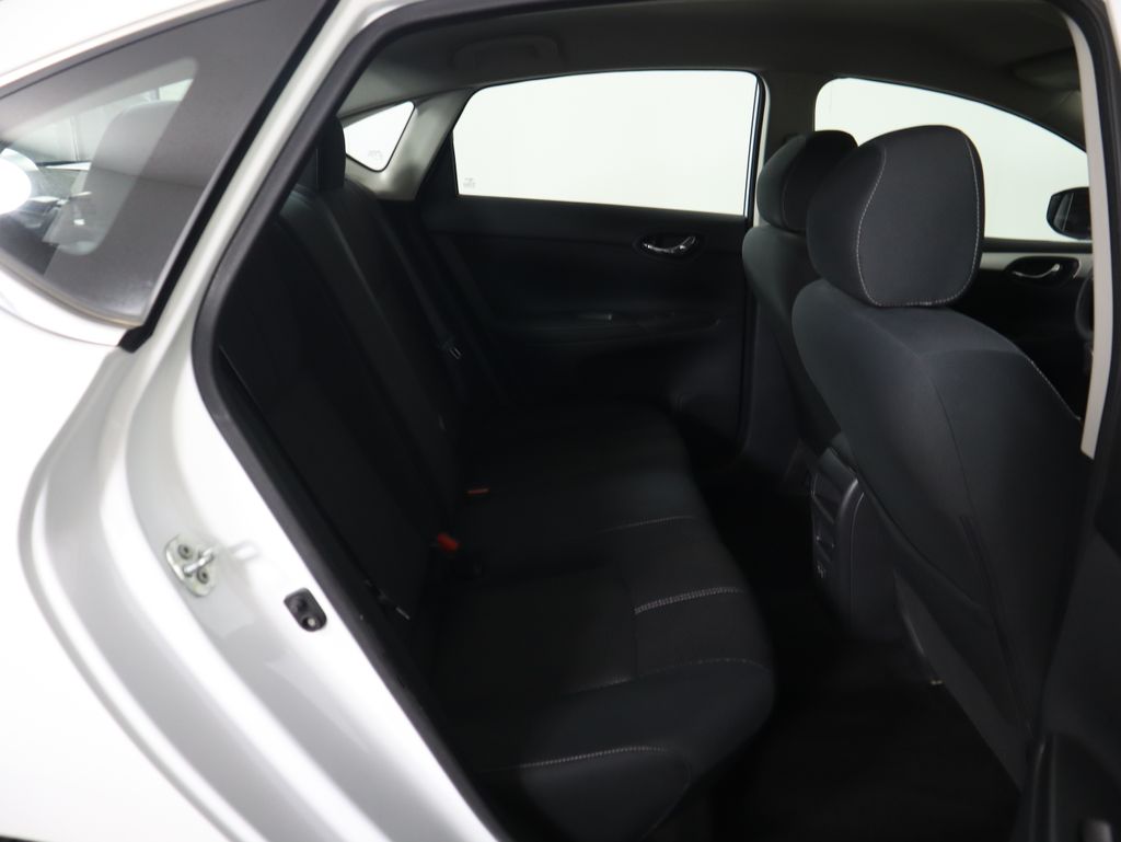 Thumbnail: 2018 Nissan Sentra - 21