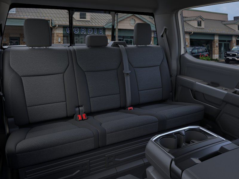 Used 2026 Oxford White Ford XLT image 11