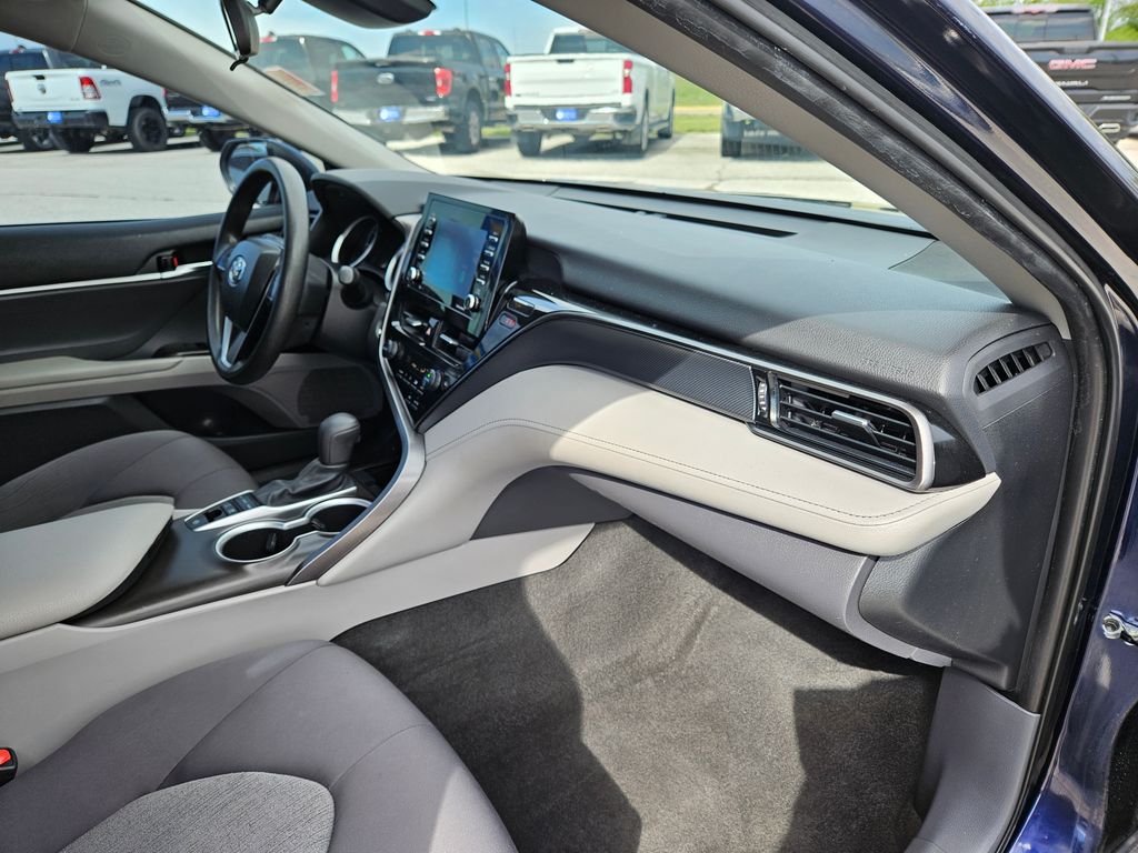 Used 2021 Toyota Camry Hybrid Sedan