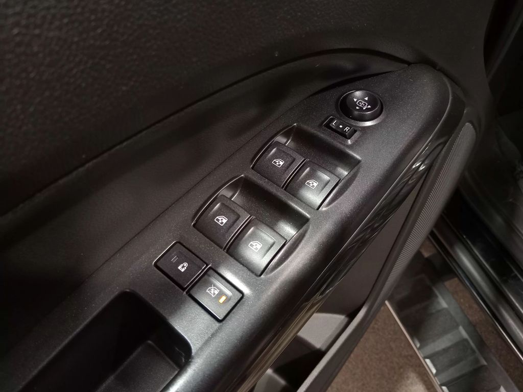 2017 GMC Canyon SLE