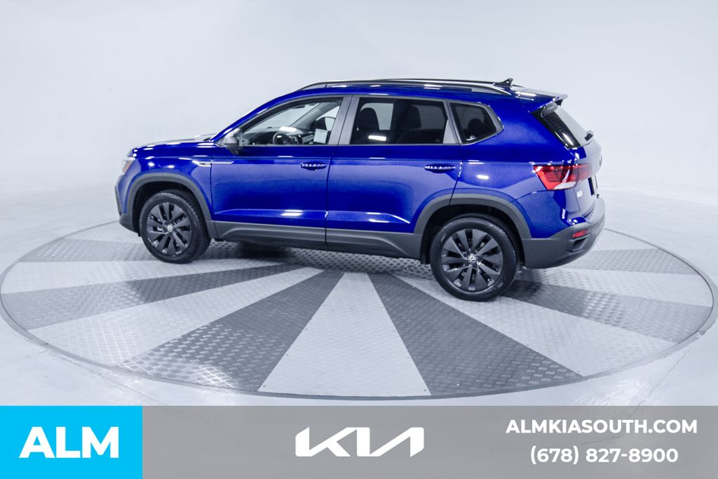 2022 Volkswagen Taos S photo 5