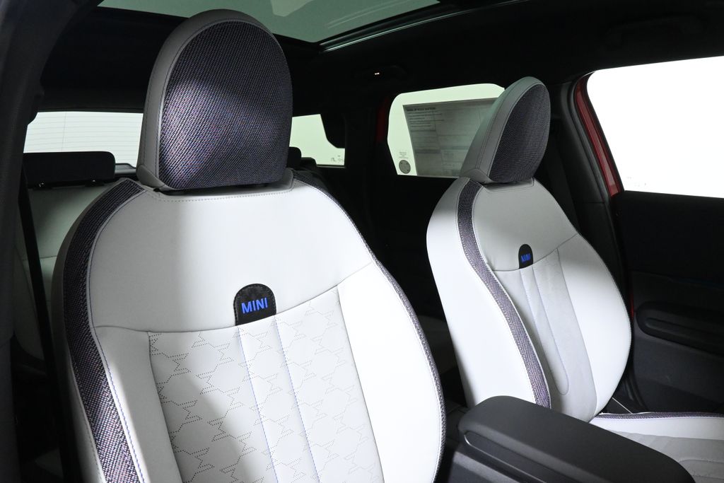 Thumbnail: 2026 MINI Cooper Countryman - 31