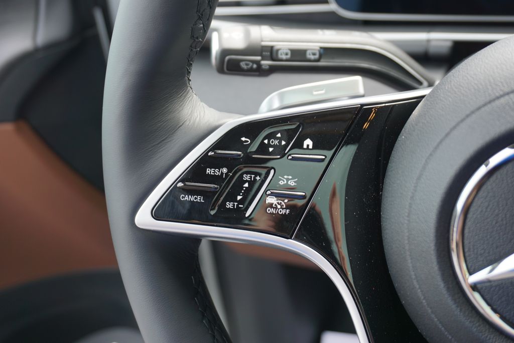 Thumbnail: 2026 Mercedes-Benz GLE - 29