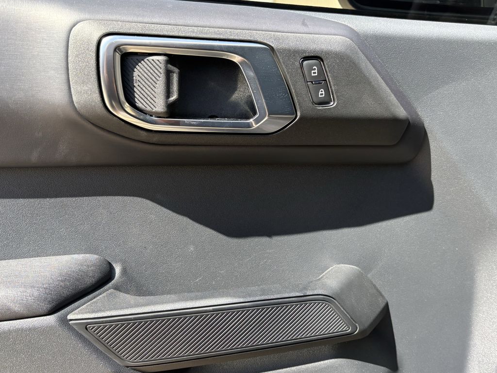 Used 2025 Gray Ford Outer Banks image 11