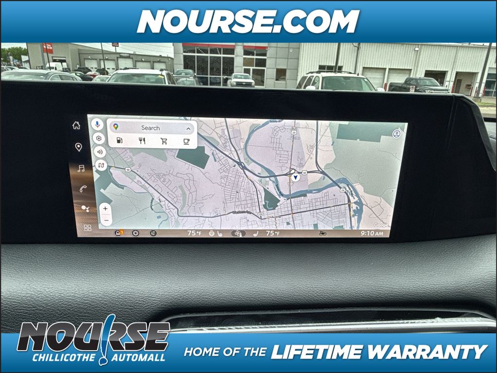2025 Nissan Armada SL photo