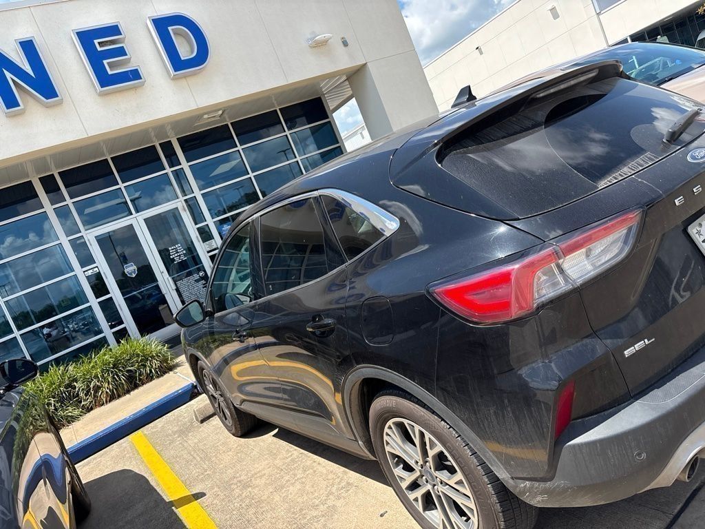 2022 Ford Escape SEL Black at Toyota of Victoria