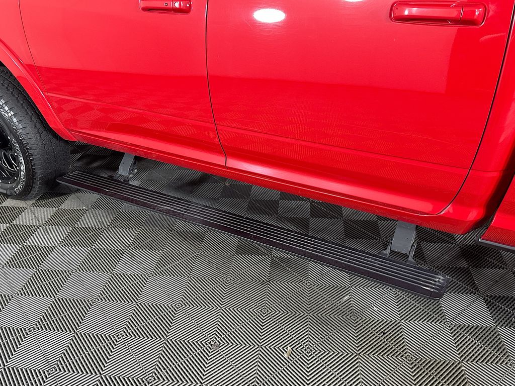 Used 2020 Red Ram Laramie image 22