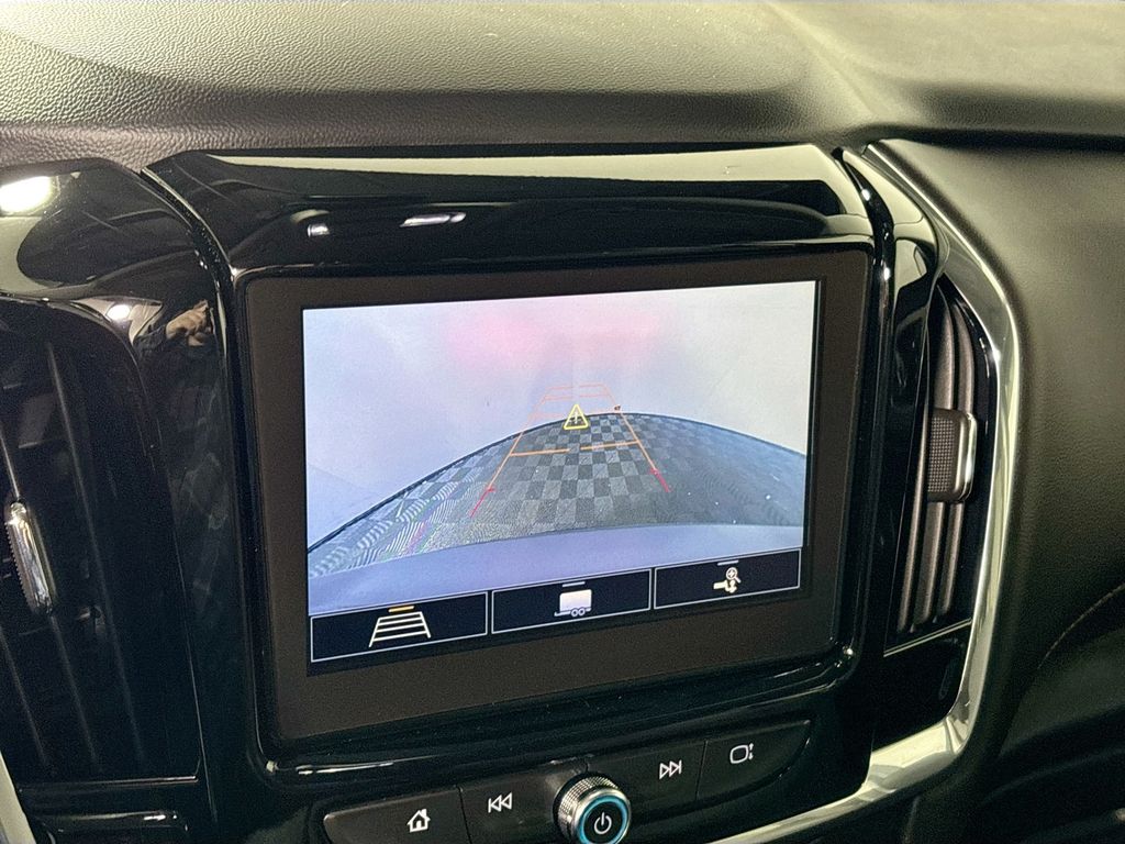 2021 Chevrolet Traverse LT