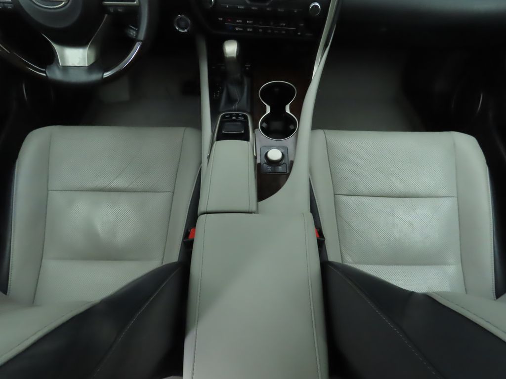 Thumbnail: 2017 Lexus RX - 17