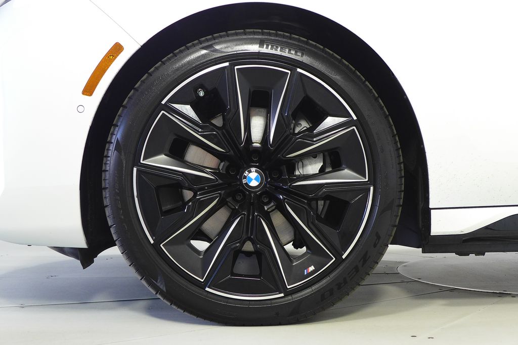 Thumbnail: 2025 BMW i7 - 5