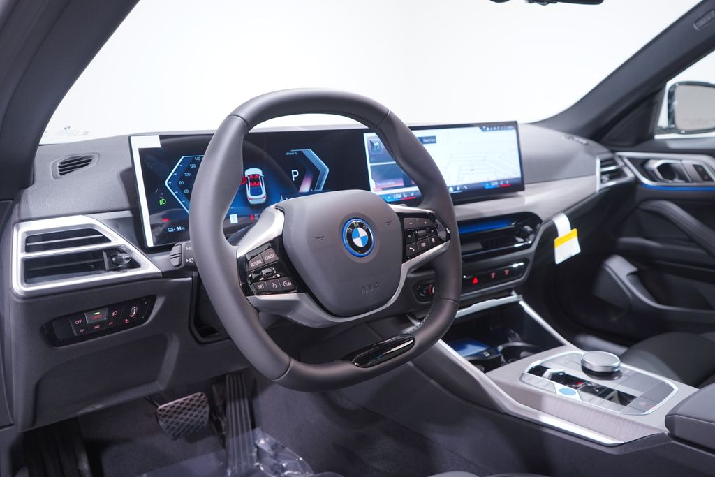 2025 BMW i4 eDrive40 6