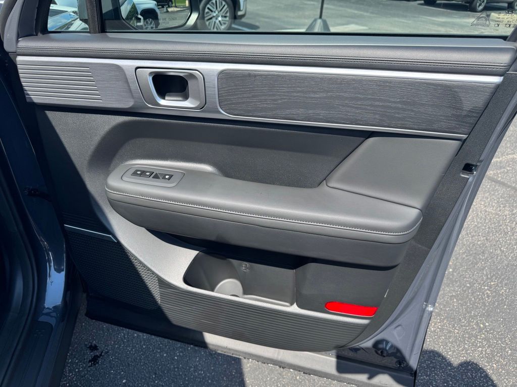 New 2026 ECOTRONIC GRAY Hyundai Limited image 28