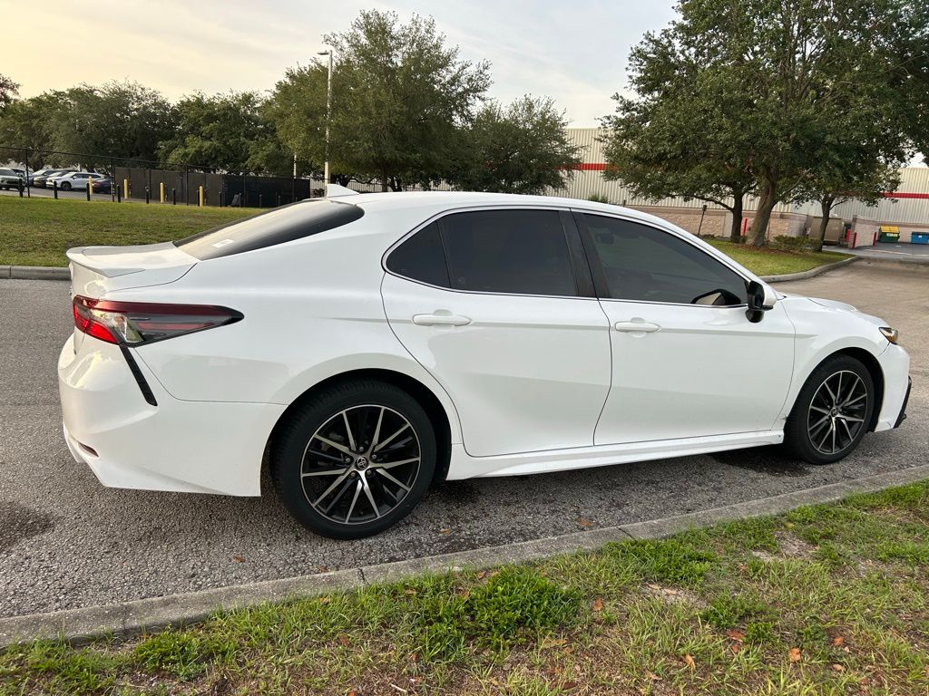 2021 Toyota Camry SE 5