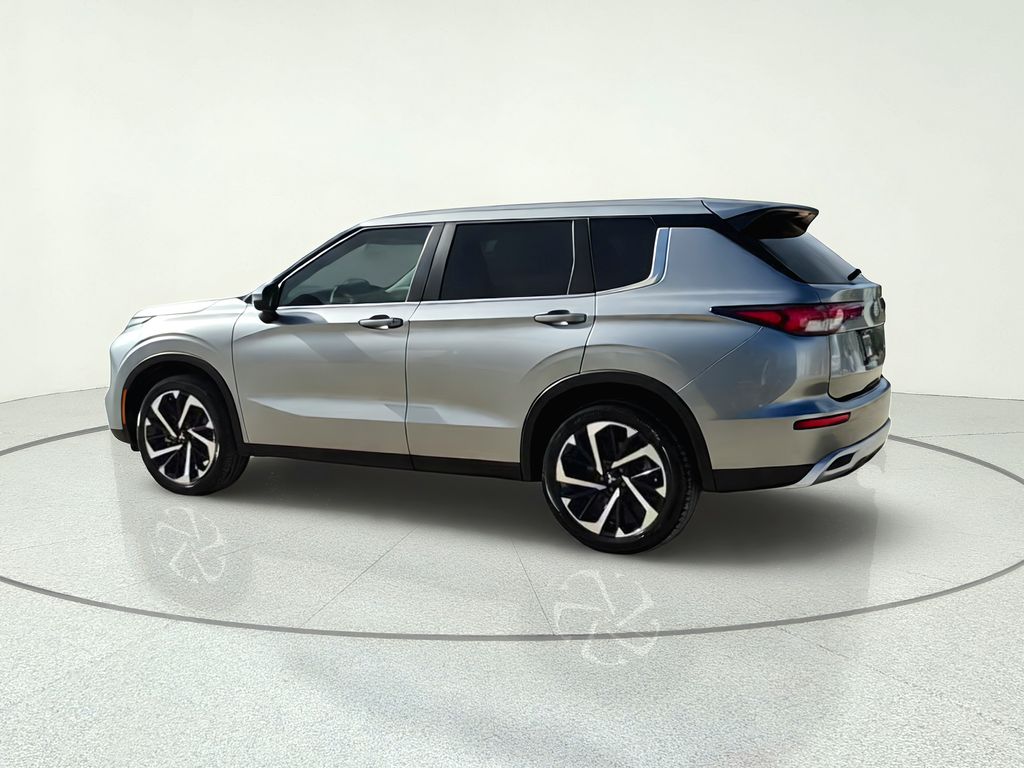 2022 Mitsubishi Outlander SE Gray at Emmons Autoplex