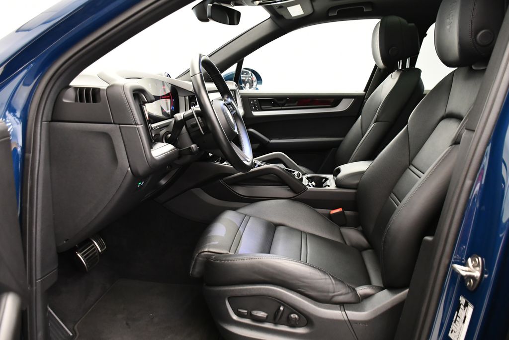 Thumbnail: 2024 Porsche Cayenne - 5