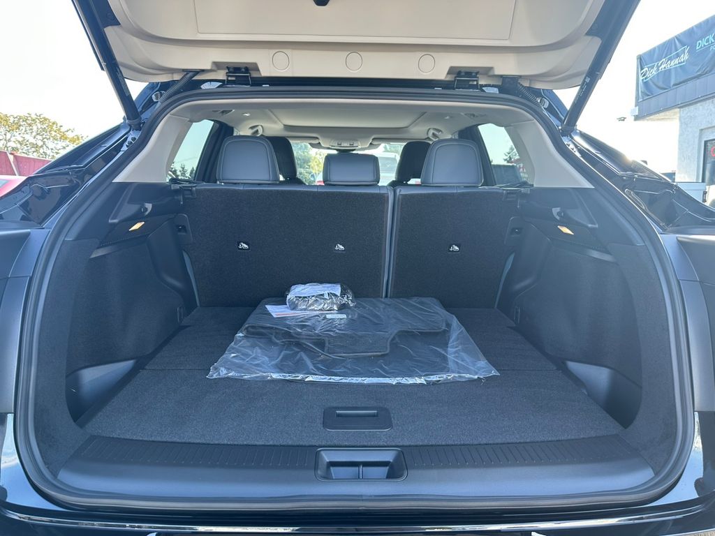 2025 Nissan Ariya PLATINUM+ e-4ORCE