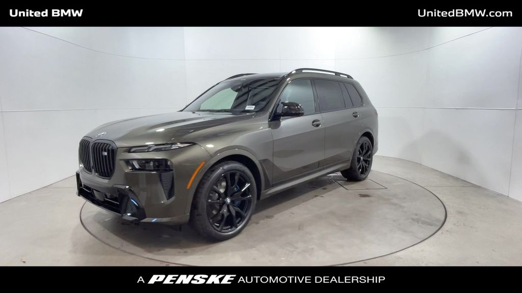 2025 BMW X7 M60i 4