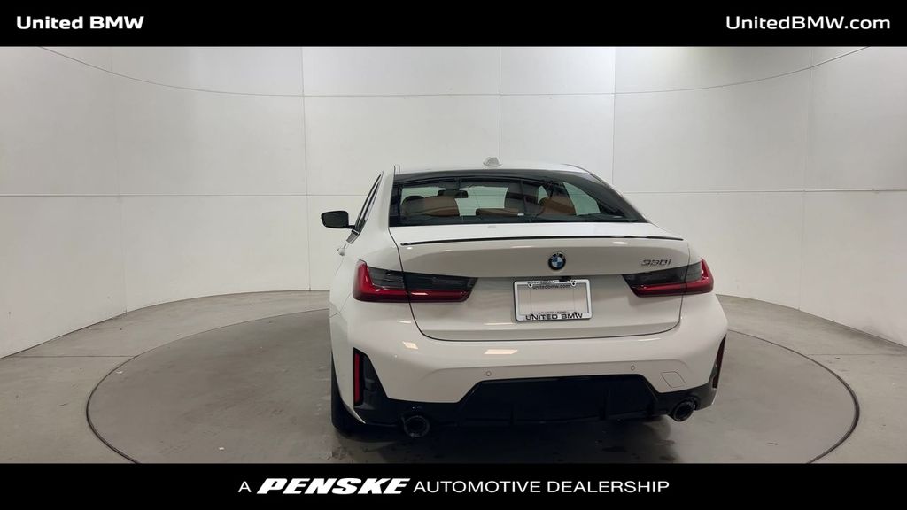 Thumbnail: 2025 BMW 3 Series - 7