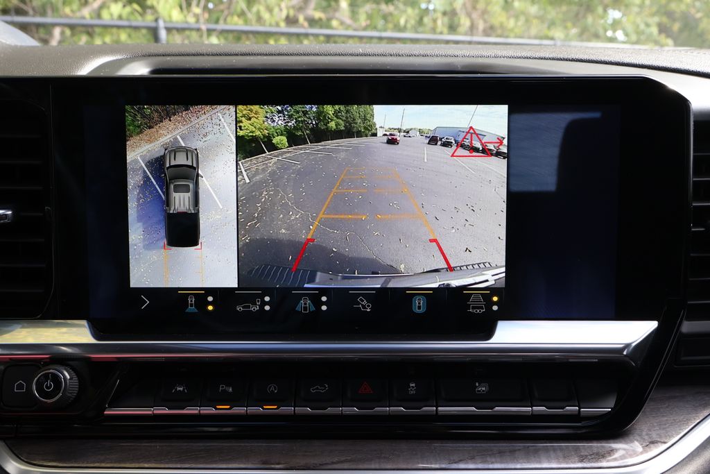 Thumbnail: 2022 Chevrolet Silverado 1500 - 19