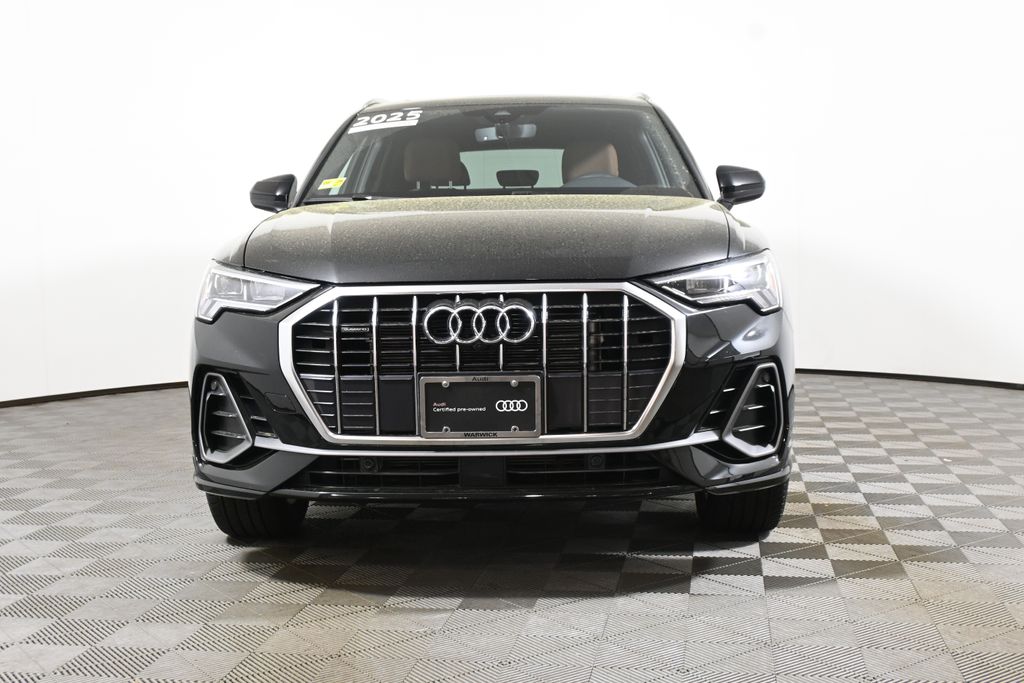Thumbnail: 2025 Audi Q3 - 10