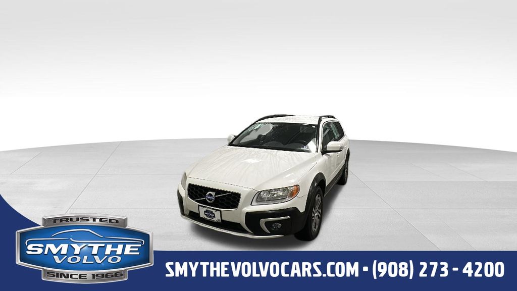 Ice White 2015 Volvo XC70 Wagon 6-Speed Automatic