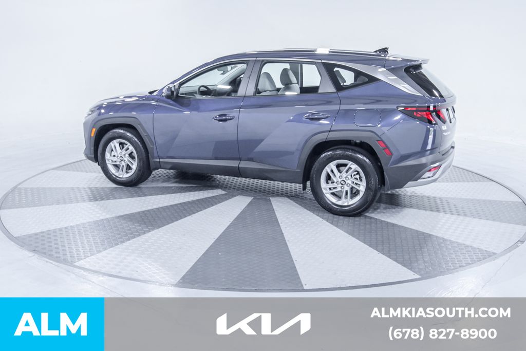 2025 Hyundai Tucson SE photo 5