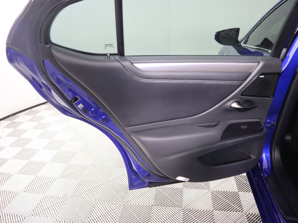 Thumbnail: 2019 Lexus ES - 27