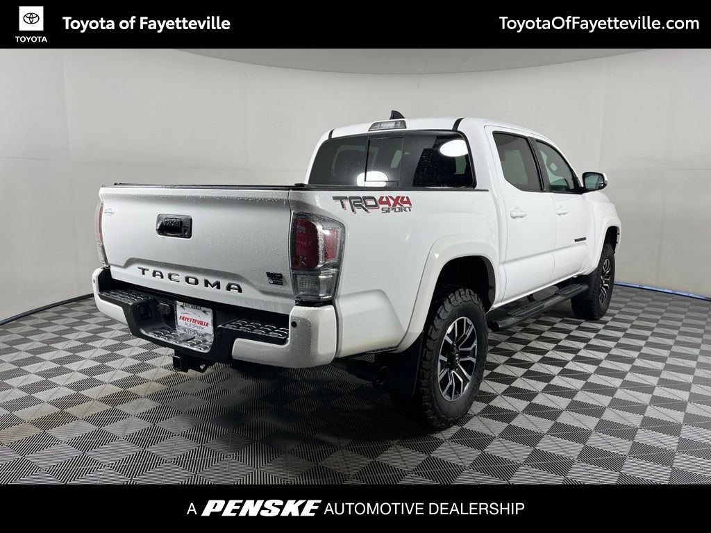 Thumbnail: 2021 Toyota Tacoma - 12