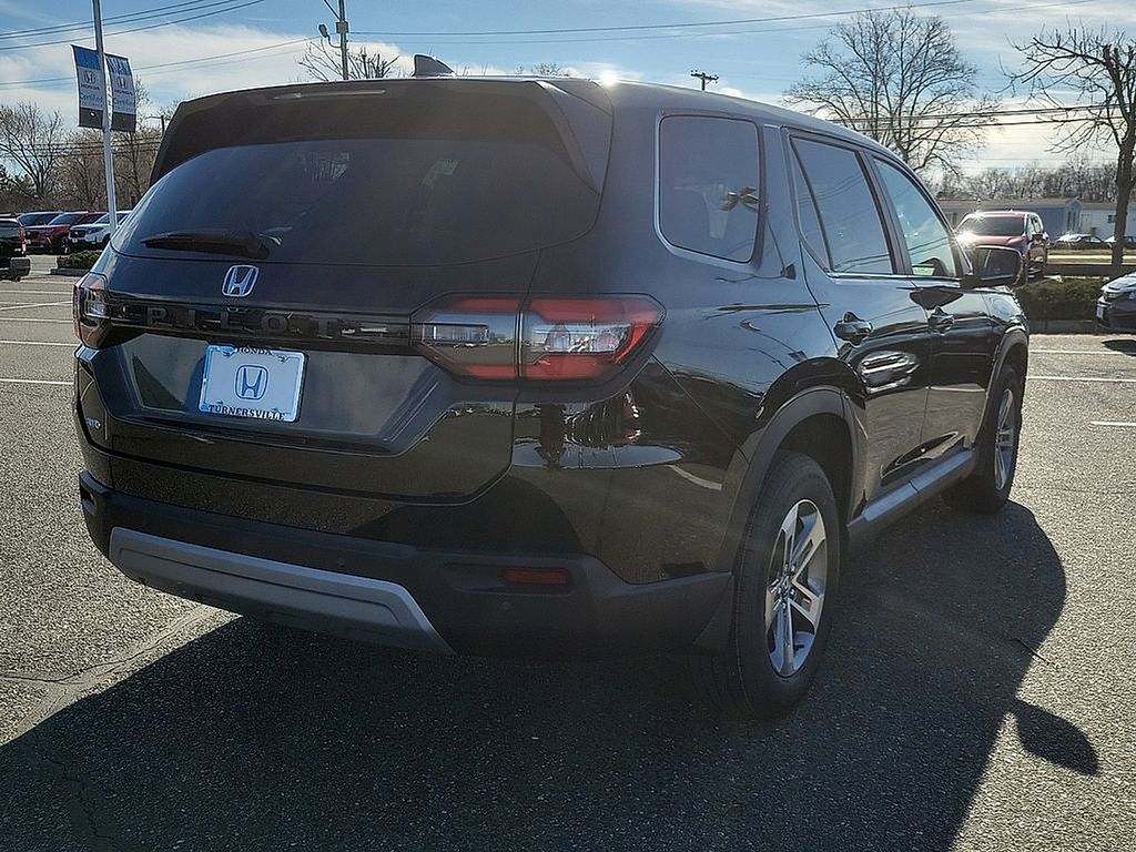 2025 Honda Pilot EX-L 4